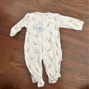 Kissy Kissy Cream Giraffe Print Footed One-Piece - NWT